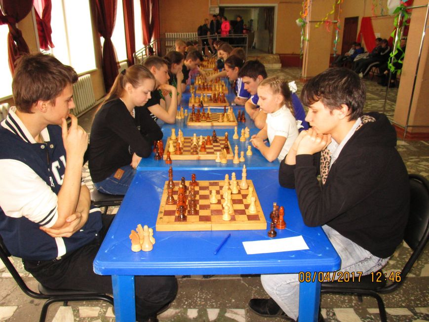 8 апреля 2017 года в холле СДК «Янтарь» состоялись соревнования по шахматам «Спартакиада школьников» среди команд общеобразовательных учреждений..