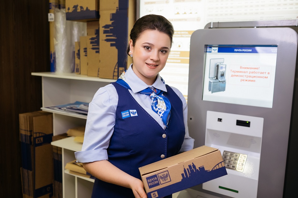 Более 4 300 бесплатных посылок отправили жители Красноярского края в зону СВО.