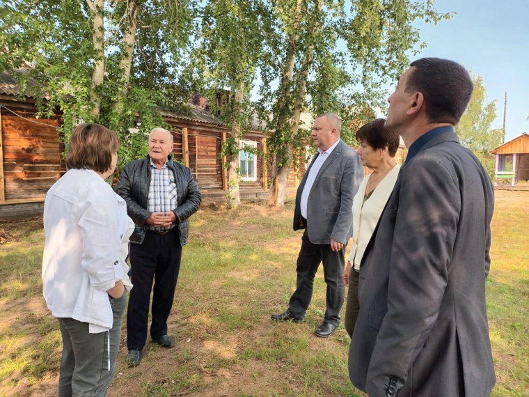 Алексей Медведев встретился с жителями с. Чунояр.