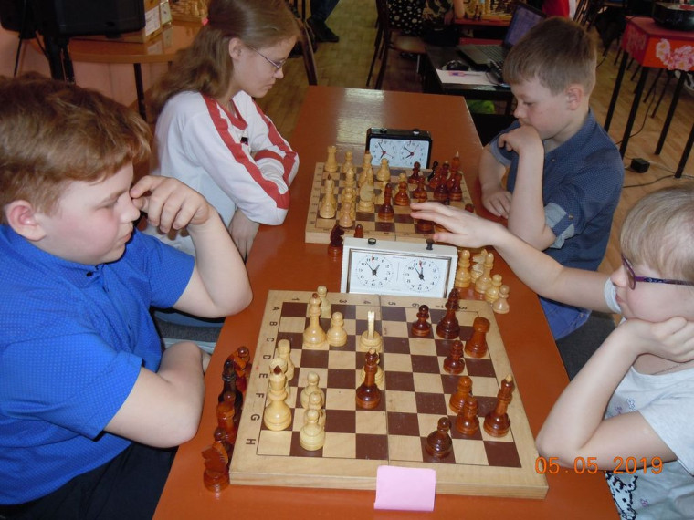 5 мая 2019 г. в Богучанской Центральной районной библиотеке прошел открытый районный турнир по шахматам, посвященный Дню Победы.