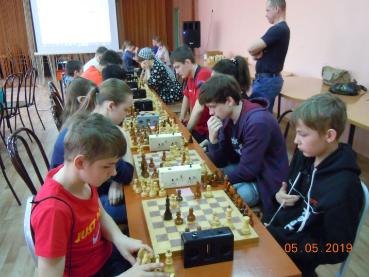 5 мая 2019 г. в Богучанской Центральной районной библиотеке прошел открытый районный турнир по шахматам, посвященный Дню Победы.